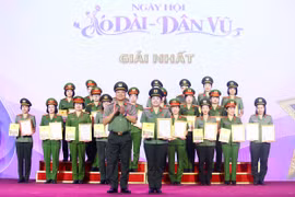 Cụm thi đua số 5 giành giải Nhất “Ngày hội Áo dài - Dân vũ” 2026