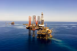 Petrovietnam sắp bán 2 - 5% vốn tại GAS và BSR