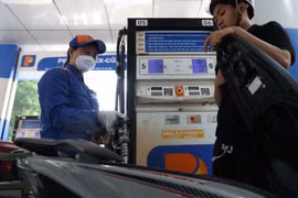 Giá xăng dầu giảm mạnh từ 16h hôm nay