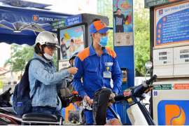 Nhà nước sẽ không công bố giá cơ sở xăng dầu?