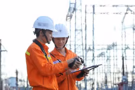 Nắng nóng bao trùm miền Bắc, tiêu thụ điện dự báo xấp xỉ kỷ lục ngày 27-5