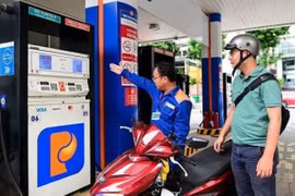 Từ 15h hôm nay (3-9): Giá xăng tiếp tục tăng 