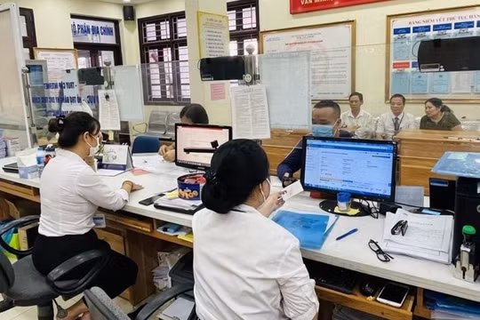 Phó Chủ tịch UBND, HĐND cấp xã xếp lương theo ngạch nào?