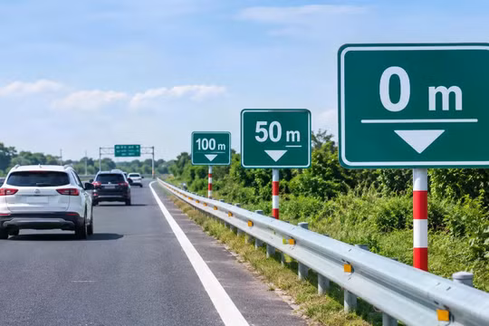 Kiến nghị sửa đổi về tốc độ, khoảng cách an toàn trên cao tốc và các trường hợp bị xử phạt