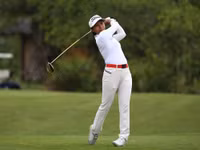 Những bóng hồng tỏa sáng ngày mở màn giải golf vô địch quốc gia