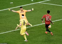[ẢNH] Cavani và Bruno Fernandes không cứu nổi M.U