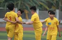 [ẢNH] Loạt trận 15h30 ngày 6-1-2021