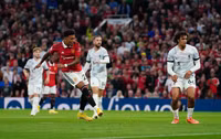 Toàn cảnh chiến thắng 'rửa mặt' của MU trước Liverpool