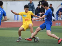 [ẢNH] Loạt trận 10h sáng 20-12