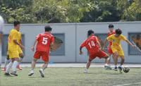 Chùm ảnh loạt trận 10h30 sáng 12-11