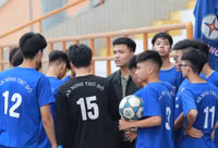 Nữ sinh có tên như Hoa hậu thu hút sự chú ý ở giải bóng đá THPT Hà Nội