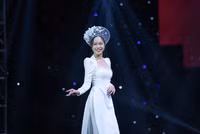 Tận mắt nữ sinh 