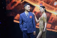 Tận mắt nữ sinh 