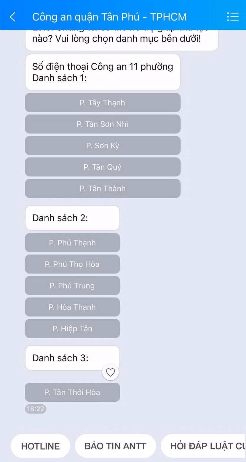 Hotline 11 phường thuộc quận Tân Phú được công khai trên trang Zalo “Công an quận Tân Phú”. Ảnh: Chụp màn hình