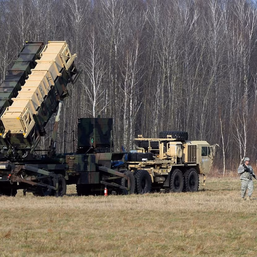 Một khẩu đội tên lửa Patriot được Mỹ triển khai tại Ba Lan. Ảnh: CBS Một khẩu đội tên lửa Patriot được Mỹ triển khai tại Ba Lan. Ảnh: CBS