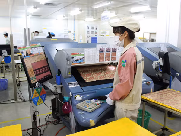 Lộ trình nào đưa Việt Nam thành nước thu nhập trung bình cao? ảnh 1