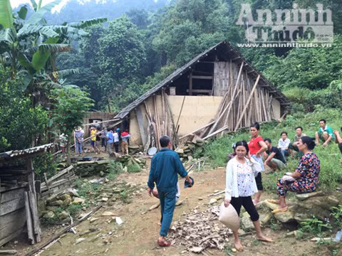 Căn nhà nơi xảy ra vụ thảm sát 4 người hoang phế lạnh người ảnh 4