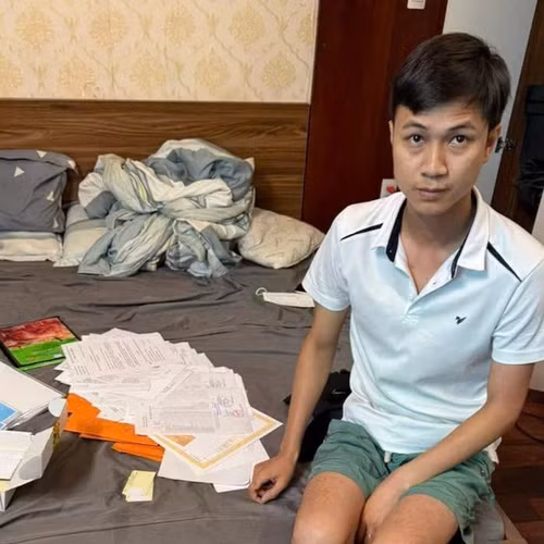Tin Podcast ngày 30-9-2025: Đường dây làm giả hàng vạn văn bằng, chứng chỉ, sổ đỏ, bằng lái sa lưới