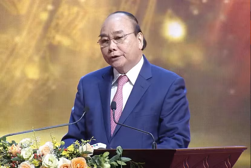 Chủ tịch nước Nguyễn Xuân Phúc phát biểu tại Lễ trao Giải Báo chí Quốc gia 2020