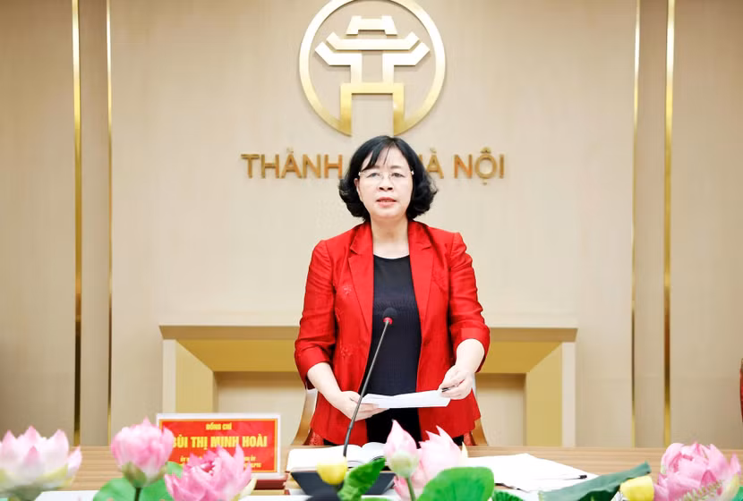 Bí thư Thành ủy Hà Nội Bùi Thị Minh Hoài - Trưởng ban Chỉ đạo phát biểu (Ảnh: Viết Thành)