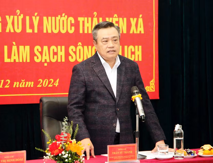 Chủ tịch UBND TP Hà Nội Trần Sỹ Thanh chỉ đạo tại buổi làm việc
