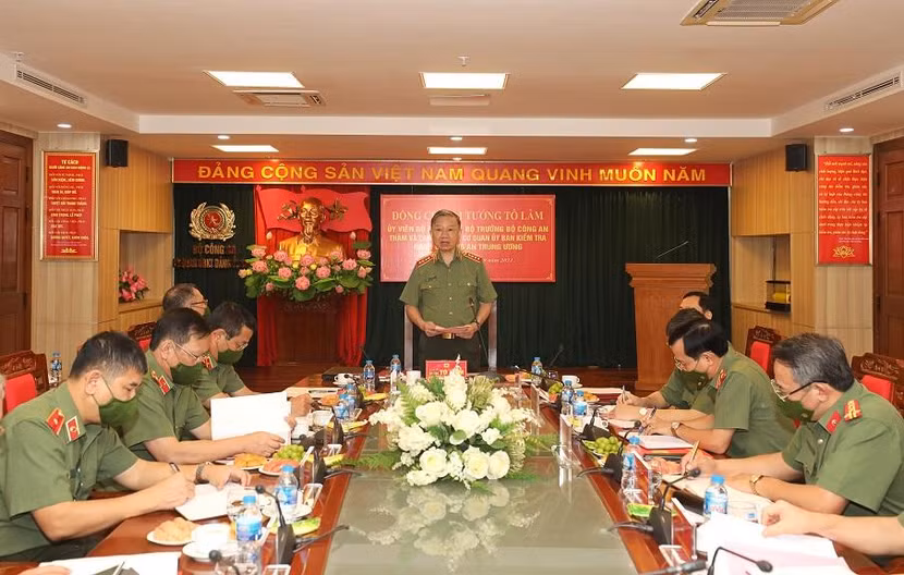 Bộ trưởng Tô Lâm phát biểu chỉ đạo Bộ trưởng Tô Lâm phát biểu chỉ đạo