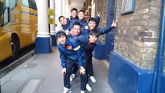 U19 Việt Nam xả hơi trước giờ tái đấu U19 Arsenal ảnh 3