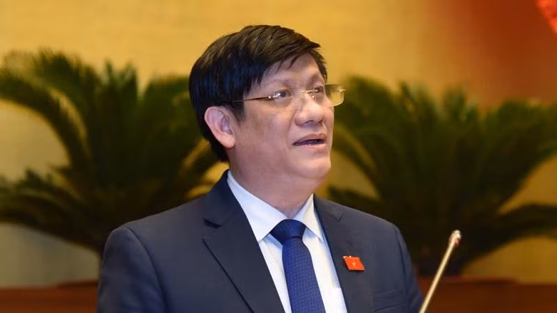 Bộ trưởng Bộ Y tế Nguyễn Thanh Long phát biểu tại Quốc hội