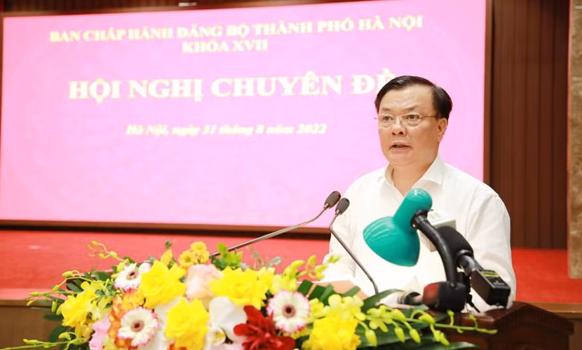 Bí thư Thành ủy Hà Nội Đinh Tiến Dũng phát biểu kết luận hội nghị