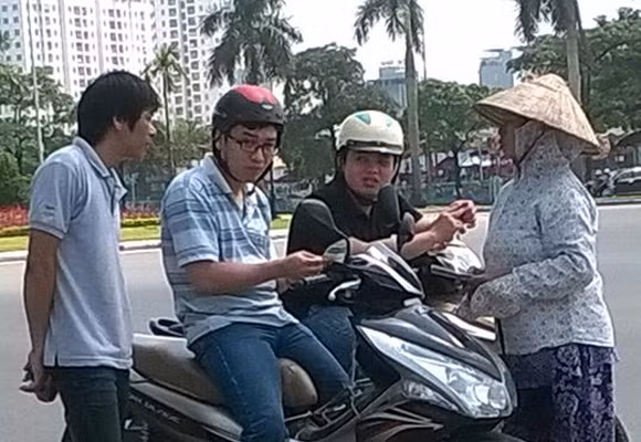 BTC dừng bán, phe vé trận U19 Việt Nam - U19 Nhật Bản, thỏa sức hét giá ảnh 7
