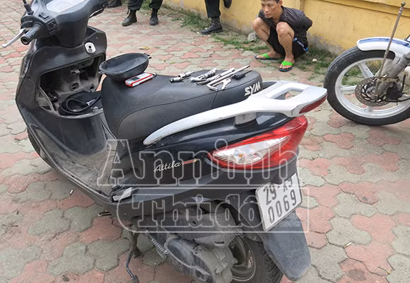 Giấu tay công phá khóa xe máy trong “chỗ kín” hòng qua mặt 141 ảnh 3