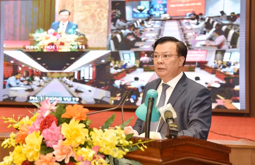 Bí thư Thành ủy Đinh Tiến Dũng phát biểu khai mạc hội nghị Bí thư Thành ủy Đinh Tiến Dũng phát biểu khai mạc hội nghị