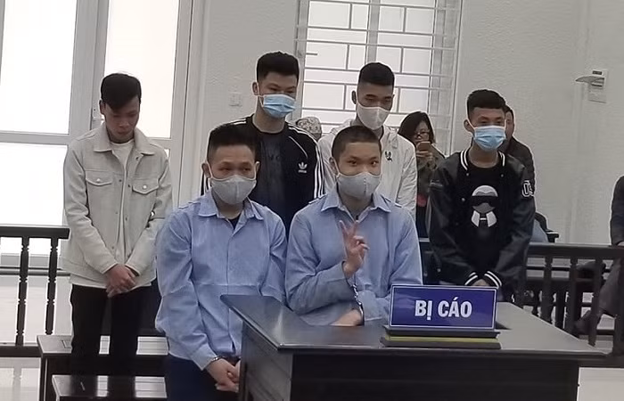 Các bị cáo bị đưa ra xét xử phúc thẩm.