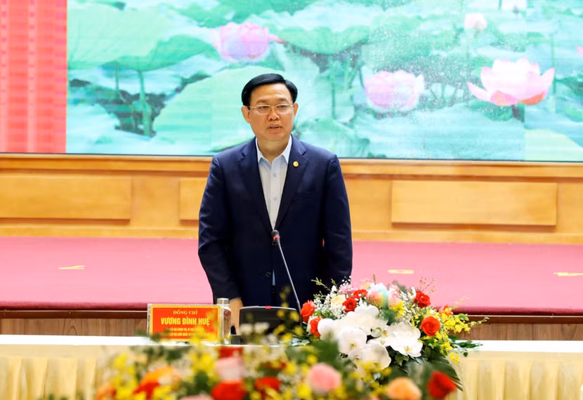 Bí thư Thành ủy Hà Nội Vương Đình Huệ phát biểu kết luận buổi làm việc với quận Hà Đông