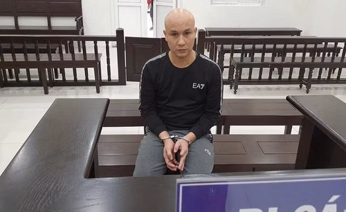 Nguyễn Hữu Diện bị đưa ra xét xử tại phiên tòa.