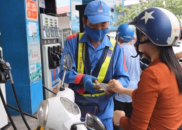 Hệ thống cơ sở dữ liệu quản lý và điều hành xăng dầu quốc gia đã vận hành Hệ thống cơ sở dữ liệu quản lý và điều hành xăng dầu quốc gia đã vận hành
