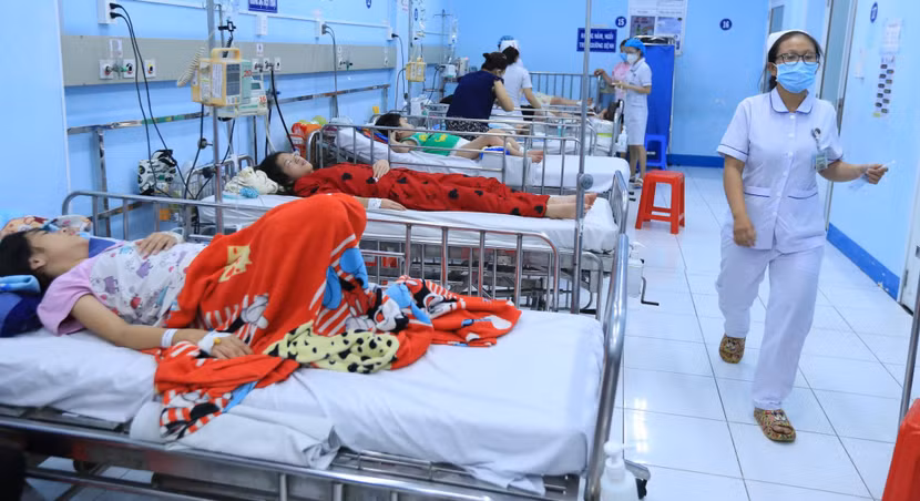 Dịch SXH đã qua đỉnh nhưng số mắc vẫn còn cao Dịch SXH đã qua đỉnh nhưng số mắc vẫn còn cao