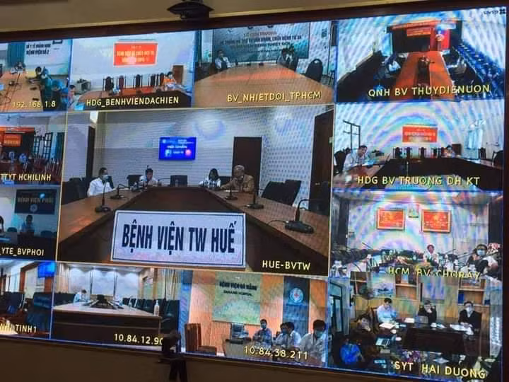 Hình ảnh buổi hội chẩn trực tuyến