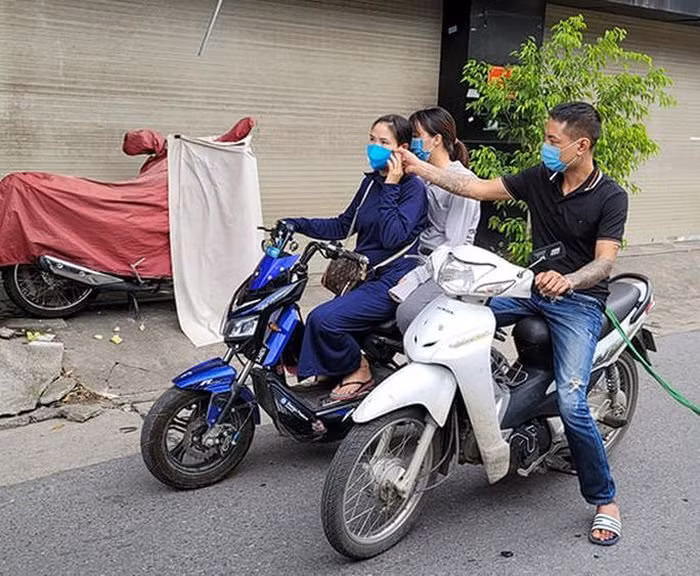 Ý thức cảnh giác của mỗi người dân chính là giải pháp hữu hiệu nhất ngăn chặn tội phạm cướp giật tài sản