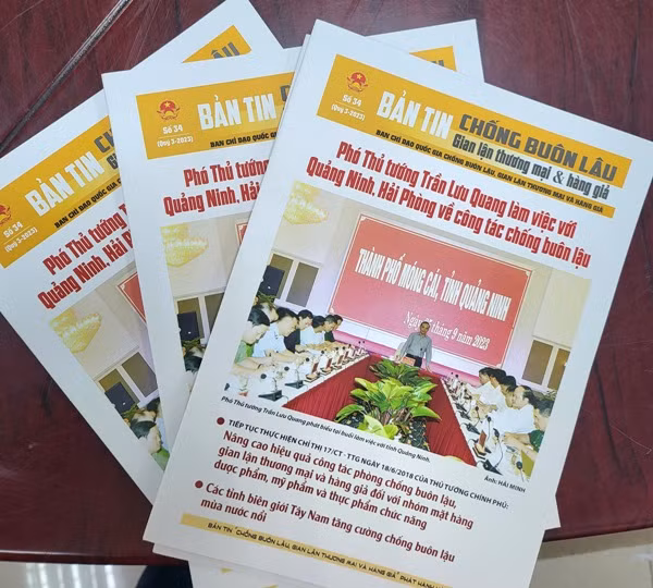 Bản tin Chống buôn lậu, gian lận thương mại và hàng giả khi cử cán bộ đến làm việc sẽ có giấy giới thiệu Bản tin Chống buôn lậu, gian lận thương mại và hàng giả khi cử cán bộ đến làm việc sẽ có giấy giới thiệu