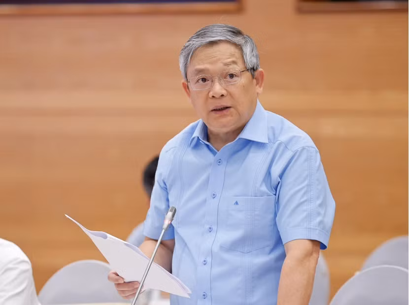 Thiếu tướng Hoàng Anh Tuyên thông tin tại buổi họp báo Chính phủ