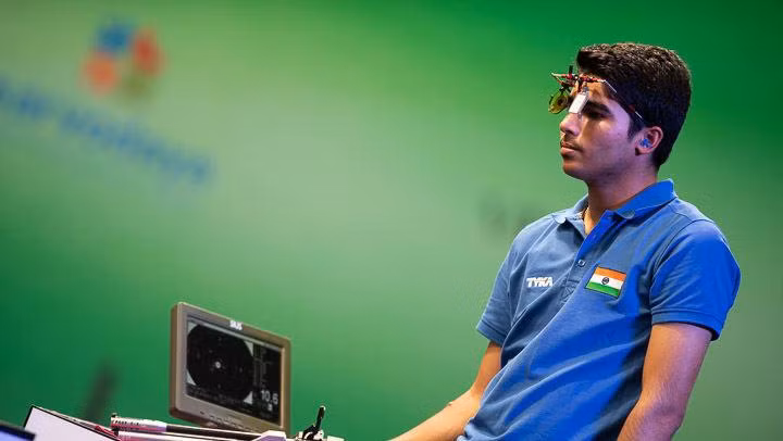 Bắn súng Ấn Độ mất 8 năm đầu tư để hy vọng có huy chương Olympic, nhưng nay phải chờ thêm ít nhất 3 năm nữa