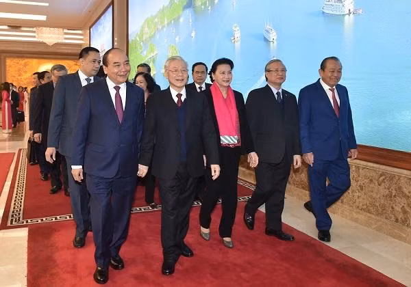 Lãnh đạo Đảng, Nhà nước, Quốc hội đến dự hội nghị Chính phủ với các địa phương (Ảnh VGP) Lãnh đạo Đảng, Nhà nước, Quốc hội đến dự hội nghị Chính phủ với các địa phương (Ảnh VGP)