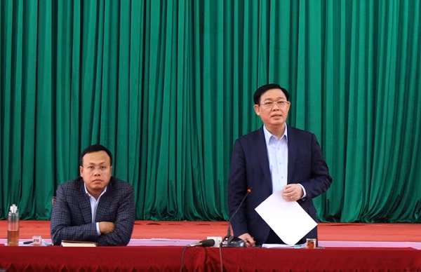 Bí thư Thành ủy chỉ đạo tại buổi kiểm tra ở Sóc Sơn
