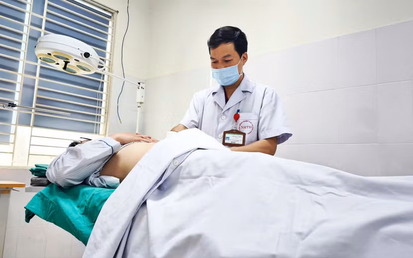 Nam bệnh nhân gãy dương vật được bác sĩ khám, điều trị Nam bệnh nhân gãy dương vật được bác sĩ khám, điều trị