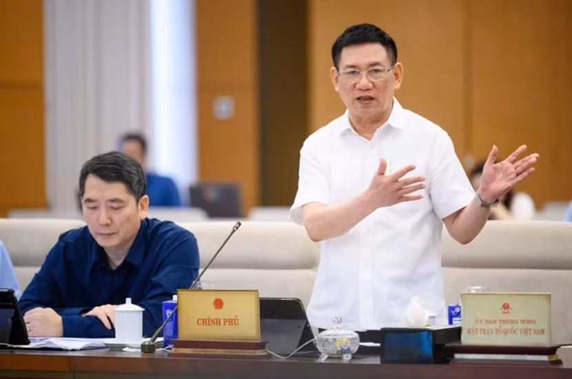 Phó Thủ tướng Hồ Đức Phớc phát biểu tại phiên họp