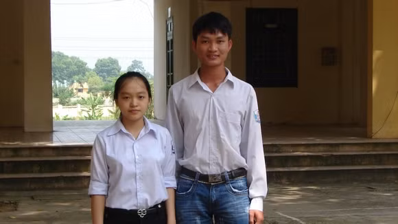 Hai gương mặt nổi bật đem lại niềm tự hào cho thầy trò trường THPT Trung Giã Hai gương mặt nổi bật đem lại niềm tự hào cho thầy trò trường THPT Trung Giã