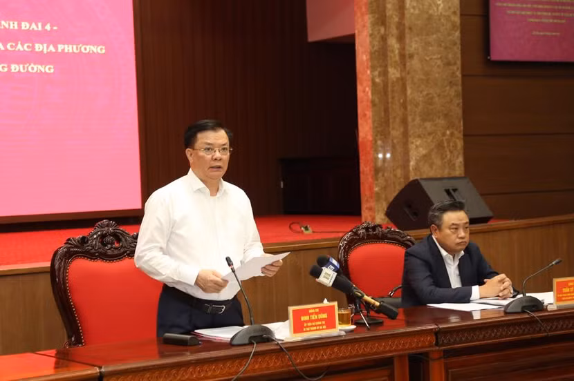 Trưởng Ban chỉ đạo Đinh Tiến Dũng kết luận hội nghị