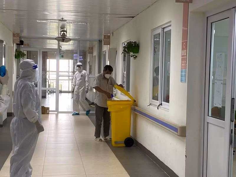Phát hiện 5 ca Covid-19 là những bệnh nhân mới chuyển từ BV Việt Đức sang BV Thanh Nhàn Phát hiện 5 ca Covid-19 là những bệnh nhân mới chuyển từ BV Việt Đức sang BV Thanh Nhàn