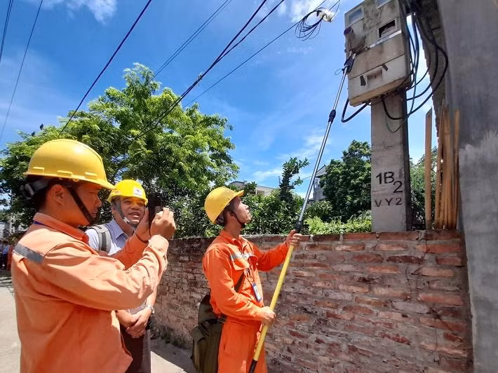 Hóa đơn điện tháng 12 sẽ khấu trừ tiền điện được giảm